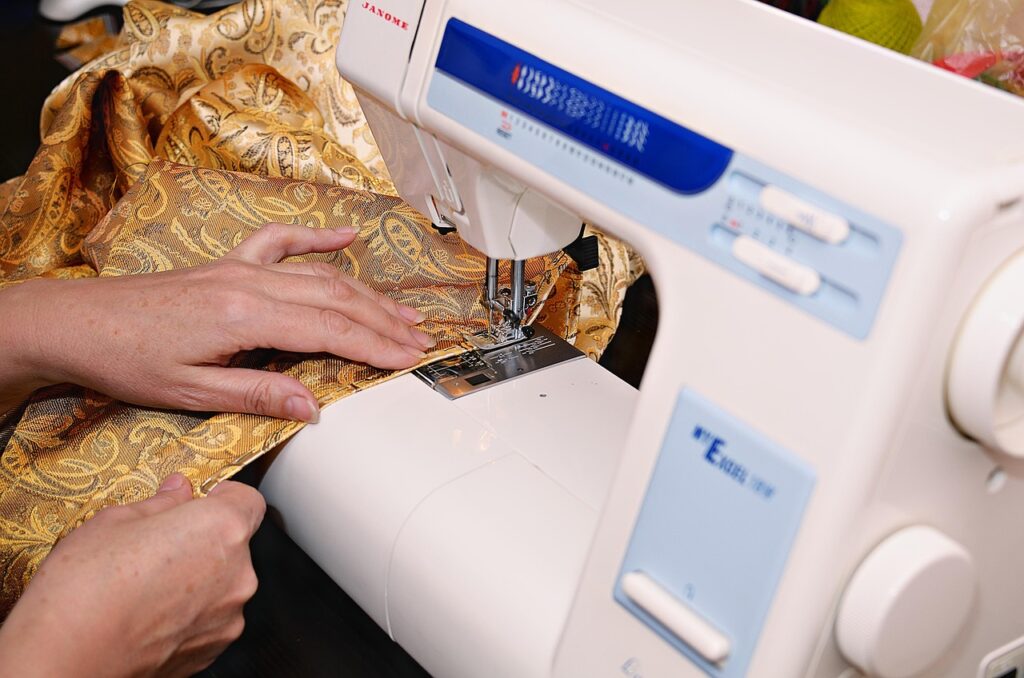 Ourlet, ajustement, transformation : le guide complet des retouches de vêtements